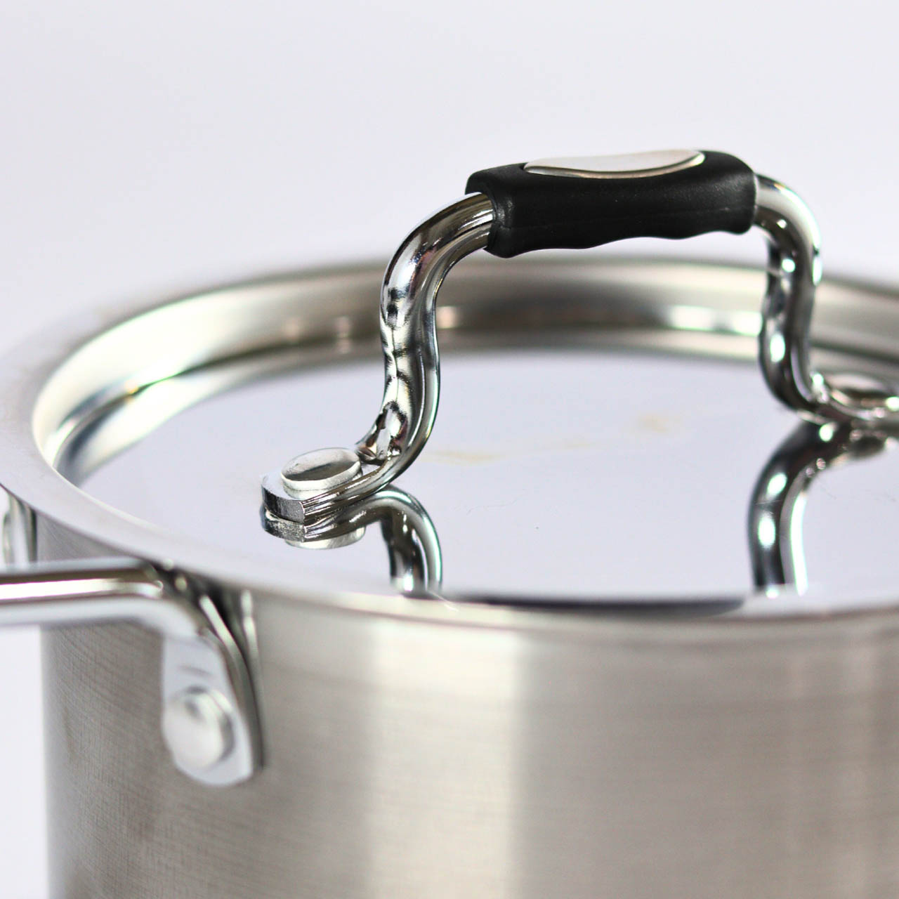 Ener-G Africa product shots - 32 Ener-G-Africa pot